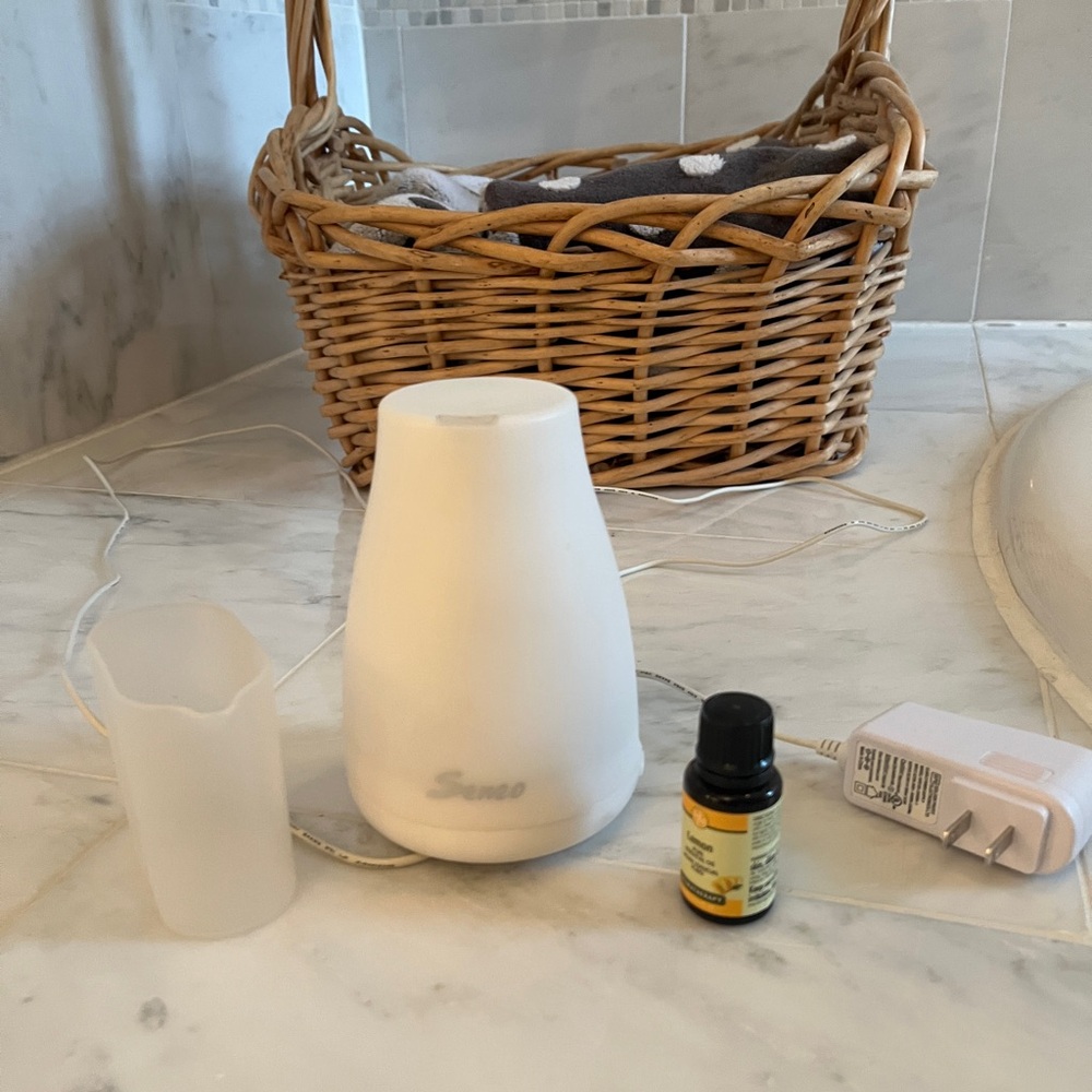 Small Electric Essential Oil Diffuser